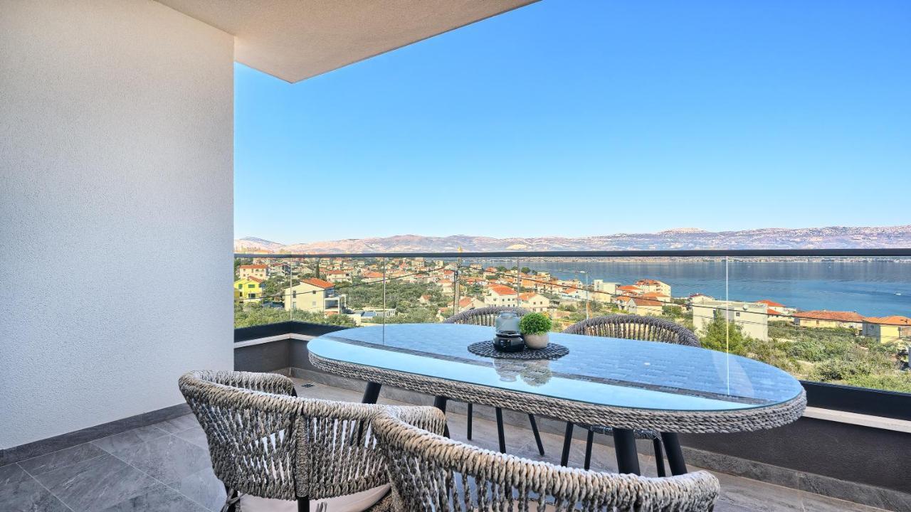 Zsuzsa's Place - Peaceful Sea View Flat Apartment Slatine